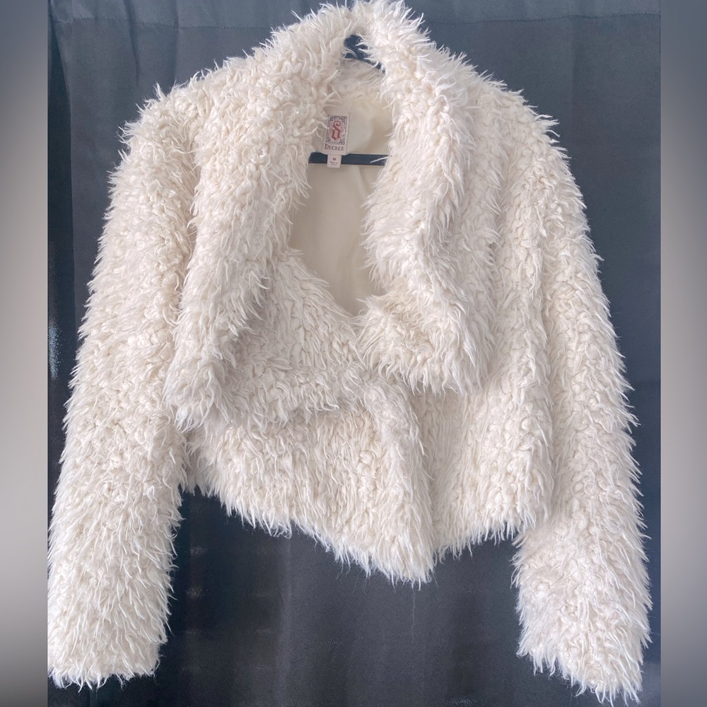 Ivory Shag jacket - M